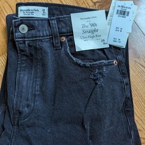 Abercrombie & Finch 90's Straight Jeans in Black